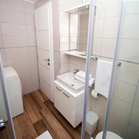 Manuela Near Medulin With Private Pool Only 500 Meters From Sea